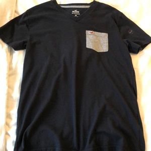 Hollister t shirt
